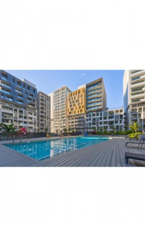 Sydney Olympic Park Walk to Aquatic Centre and Stadium